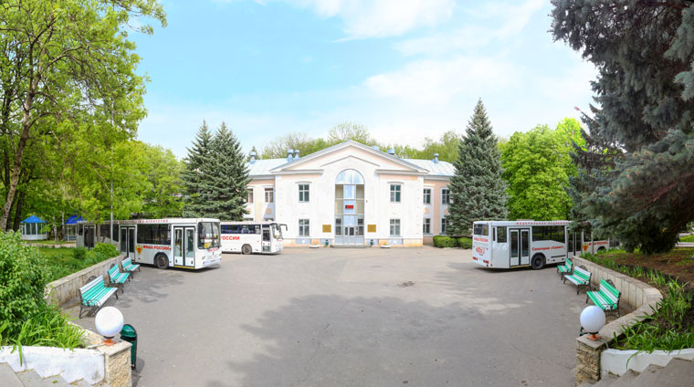 Санаторий Салют в Железноводске. Главное здание санатории